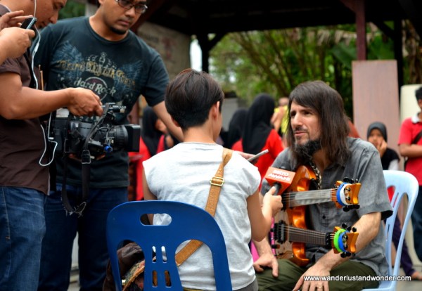 After signing autographs he then went on to do interviews with local media in attendance.