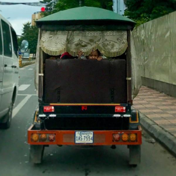 wanderlustandwonder.com Little Girl in a Tuk Tuk